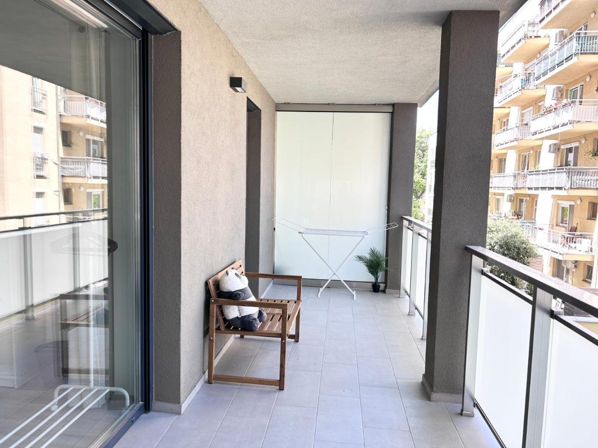 New 2022 Family&Friends Downtown Ac 3Br 2Ba Free Parking Big Balcony Near Metro&Train Station Self Check-In Apt Budapest Exterior foto